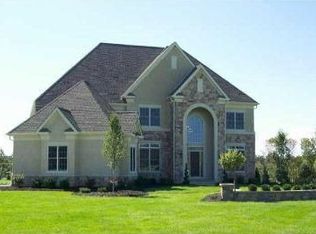 5431 Rosalind Blvd, Powell, OH 43065