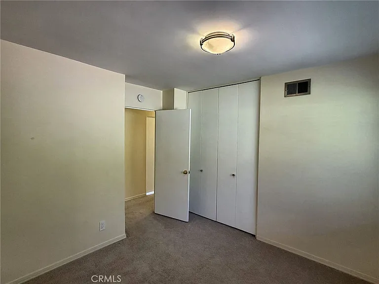 28845 Briarhurst Dr — Photo 31