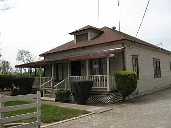 14115 Sycamore Ave photo 1