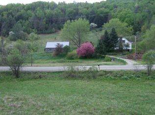 121 Spring Rd, Tunbridge, VT 05077