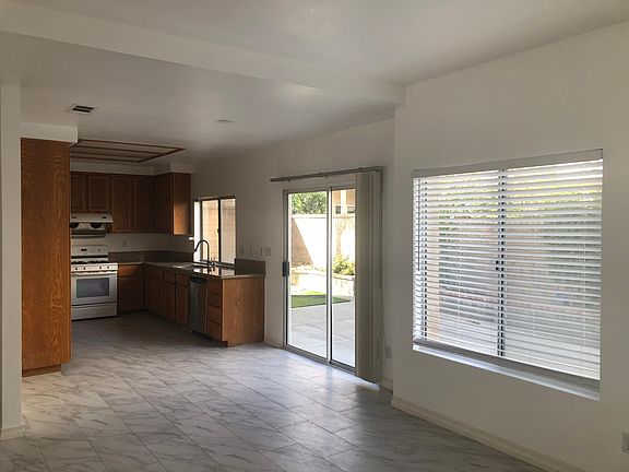 4th image of 2950 Rolling Village Dr