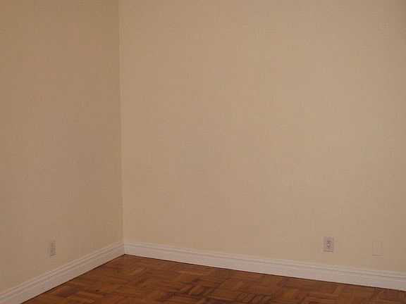 5th image of 350 E 58th St APT 1B