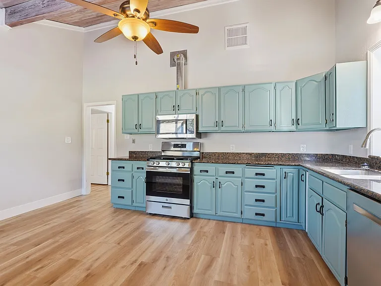 2291 Cottle Ave — Photo 11