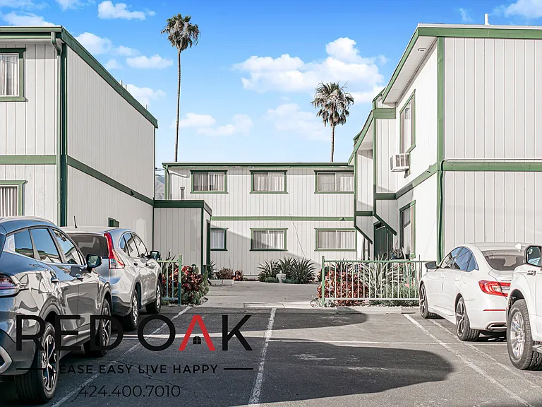 12767 San Fernando Rd #10 — Photo 19