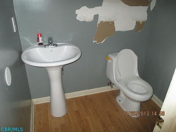 5th image of 14 E Woodstone