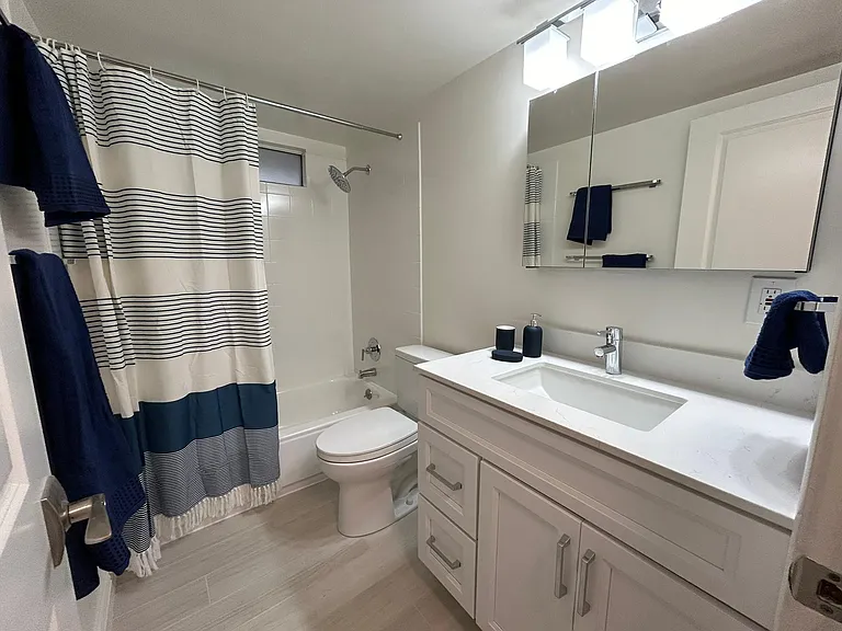 2323 San Juan Ave #3 — Photo 11