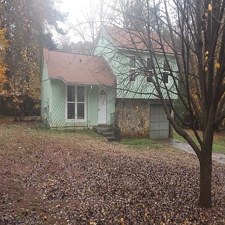 2nd image of 4810 Burns Rd