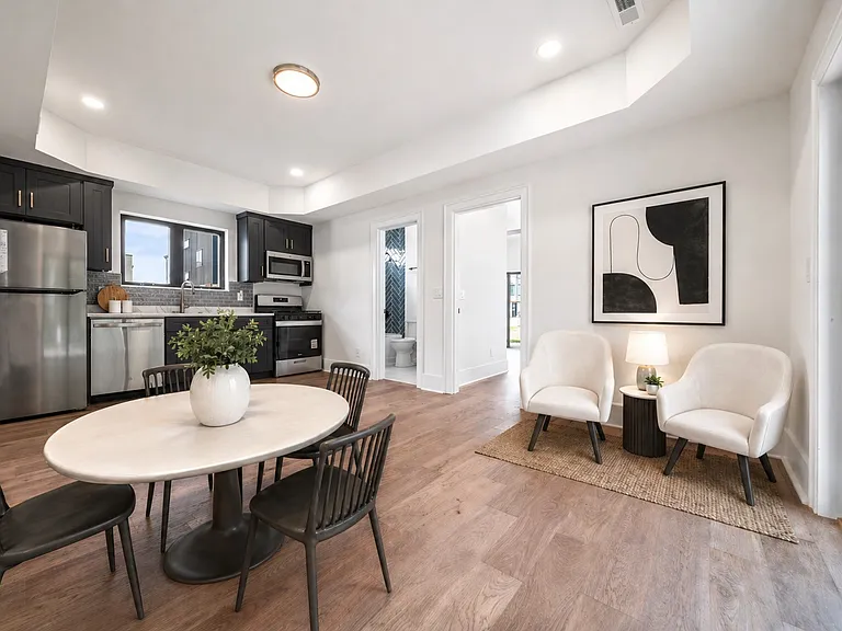 6011 Hill Cir — Photo 16