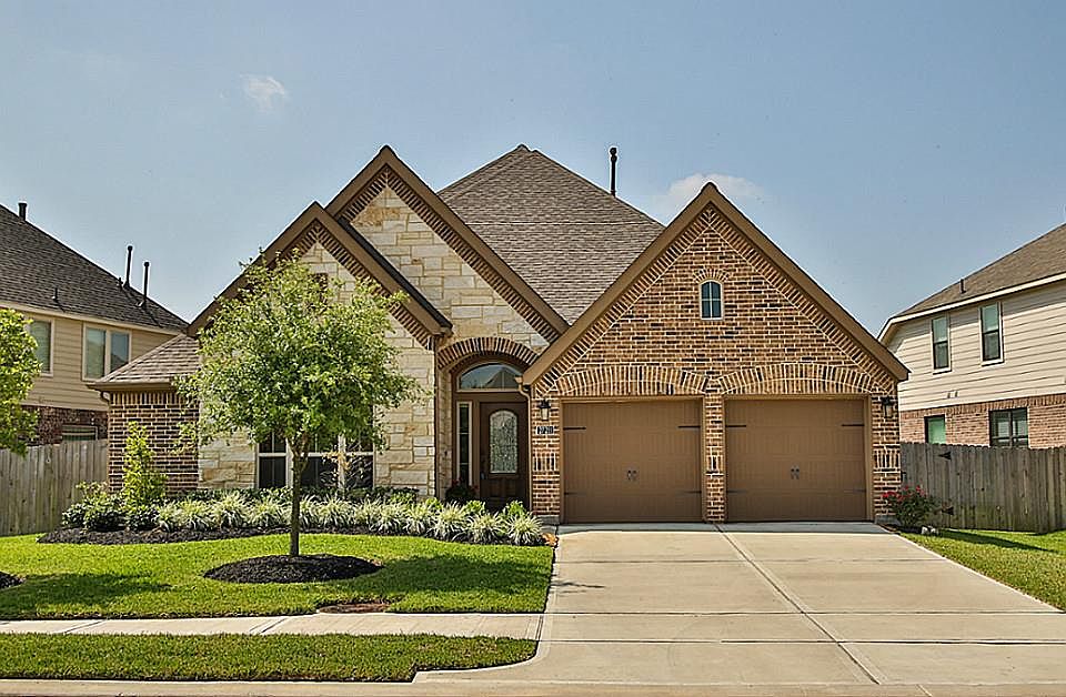 1st image of 27211 Walden Gulch Ln