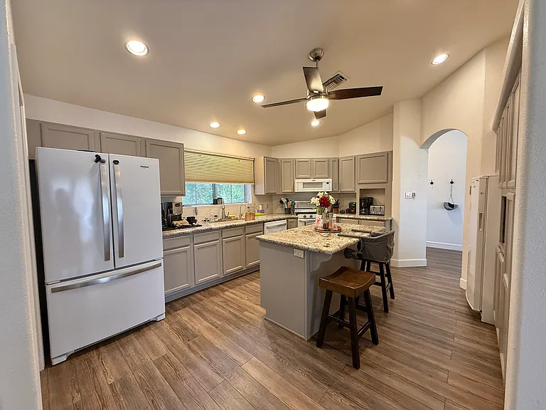10379 S Fairway Dr — Photo 8