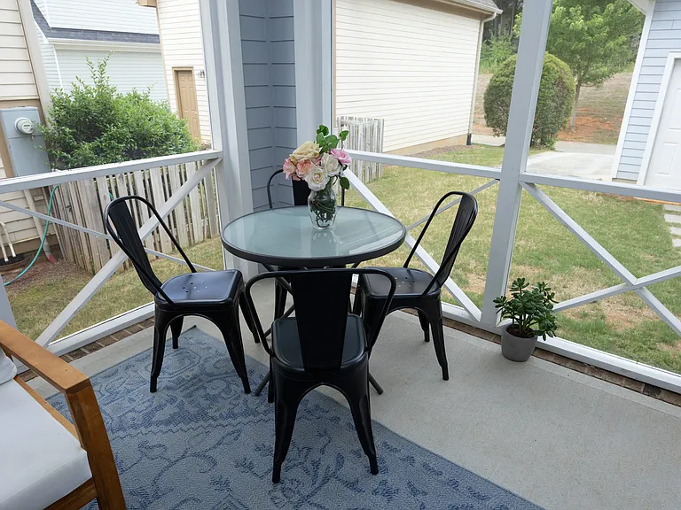 428 Claremont Dr — Photo 21
