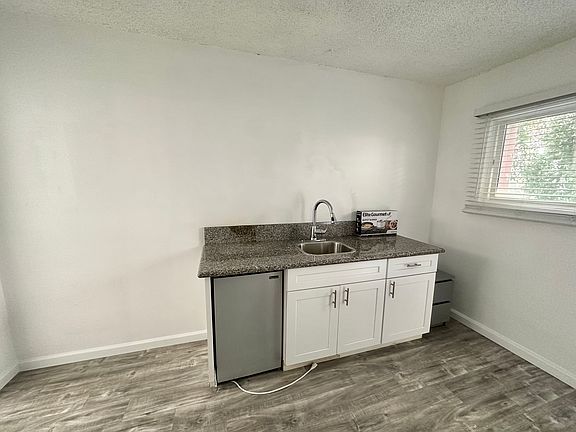 2nd image of 3520 Vinton Ave #2A