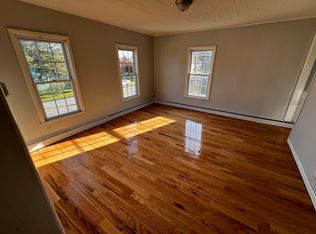 101 Avenue C #2, Matamoras, PA 18336