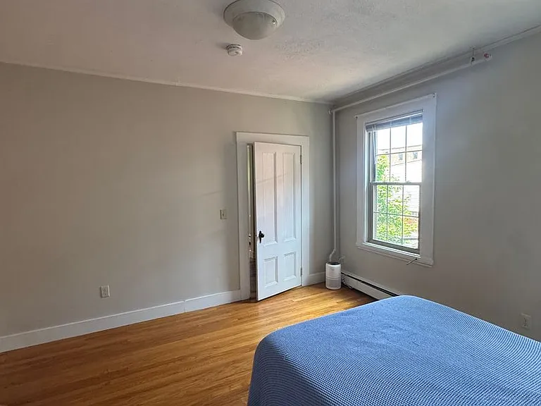 91 State St — Photo 21