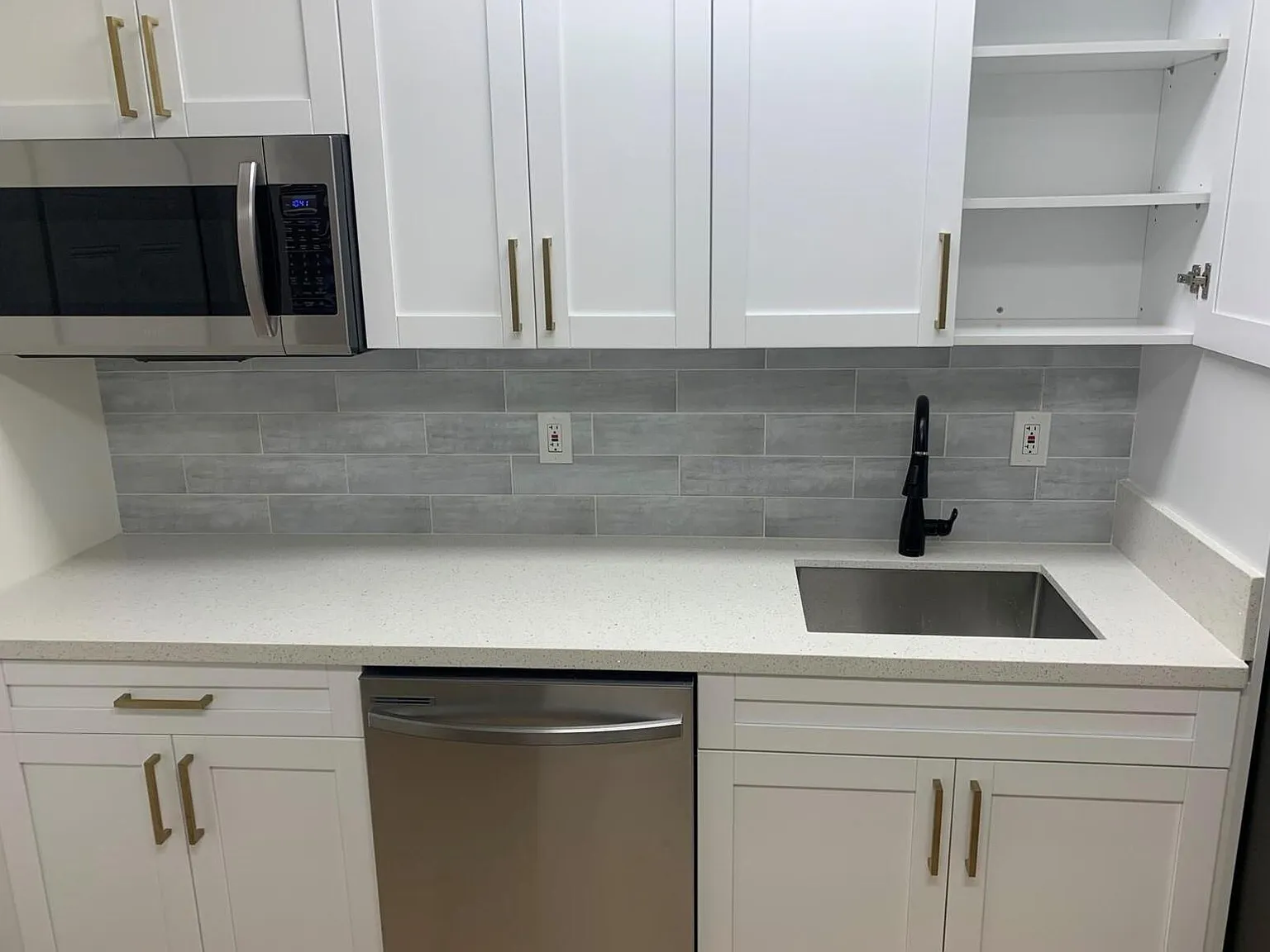 2 bed, 1.0 bath, 850 sqft, $2,095 — Photo 3