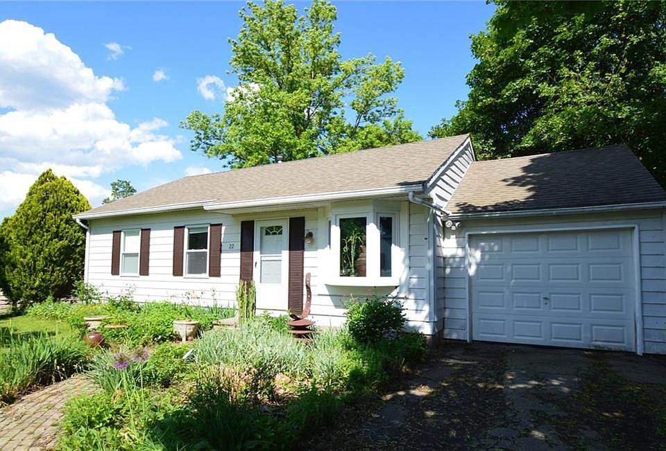 1st image of 22 Somerset Ln