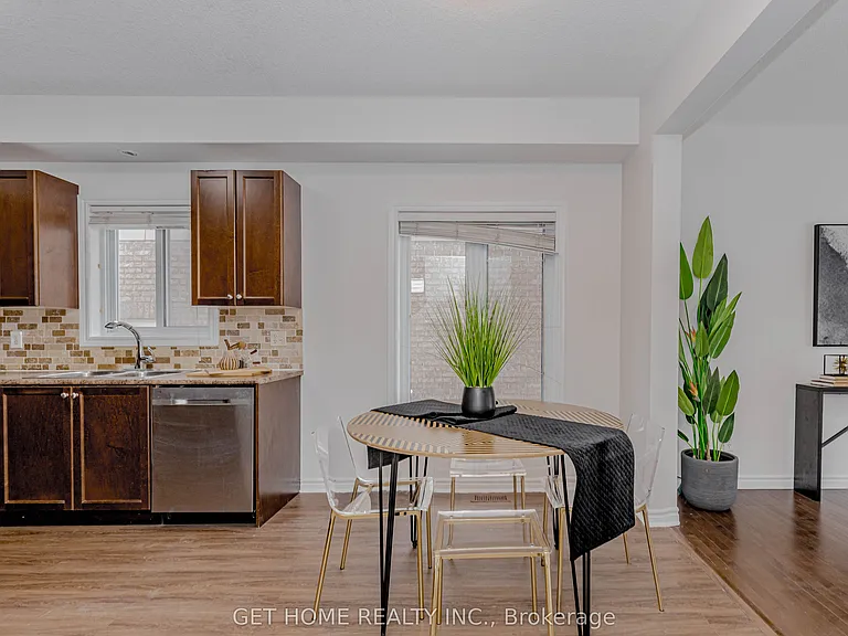 1243 Old Zeller Dr — Photo 17