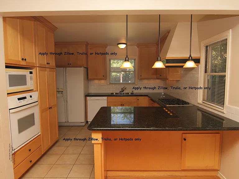 3072 Riverside Blvd — Photo 4