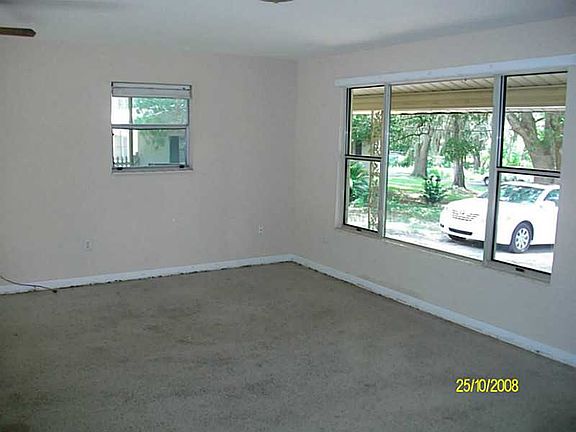 2nd image of 215 E Lady Lake Blvd