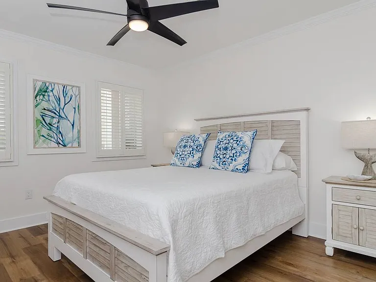 2504 N Lumina Ave #C — Photo 23