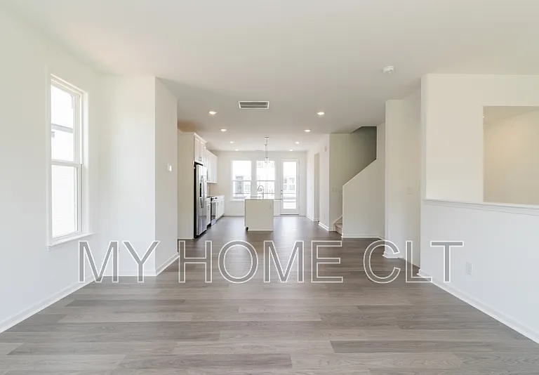 1816 Alexander Village Main Dr — Photo 11