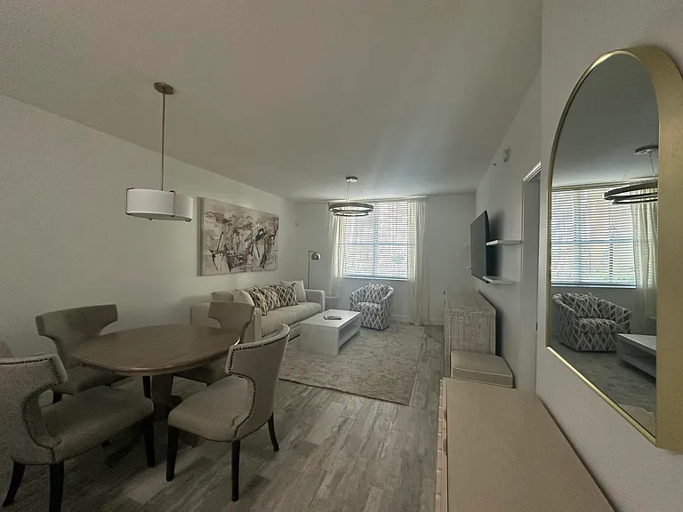 630 Sapodilla Ave #104 — Photo 14