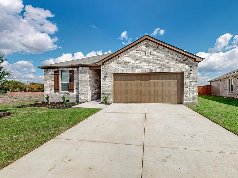 353 Princewood Dr — Photo 35