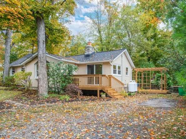 204 Winetka Rd, Vernon Twp., NJ 07422