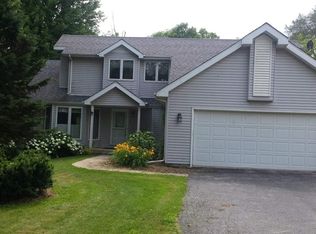 7680 Windspoint Rd, Roscoe, IL 61073