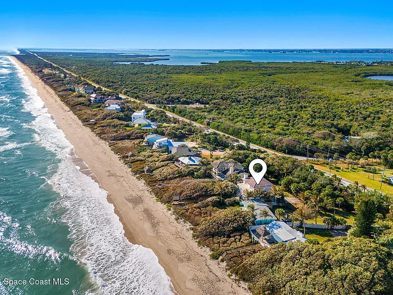 9085 Highway A1A — Photo 18