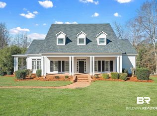 632 Overlook Dr, Monroeville, AL 36460