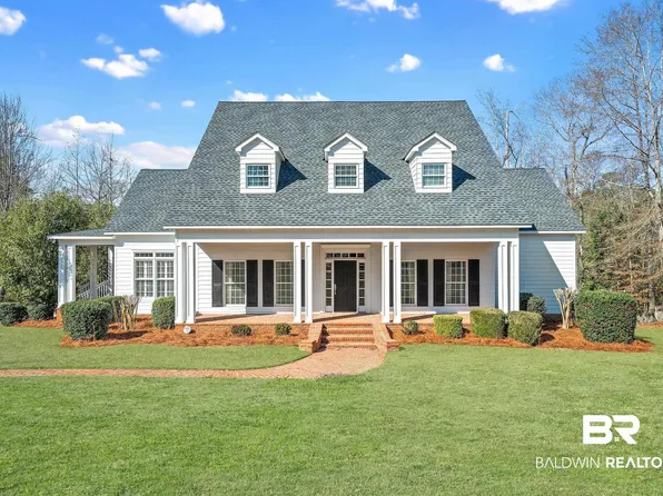 632 Overlook Dr, Monroeville, AL 36460