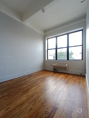 Rented by City Vista Inc | media 9