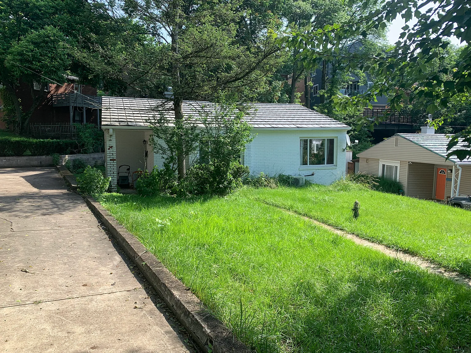 2 bed, 1080 sqft, $1,650 — Photo 2