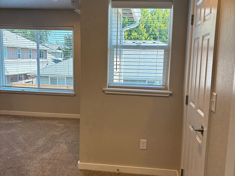 124 SW Donna Jean Way — Photo 20