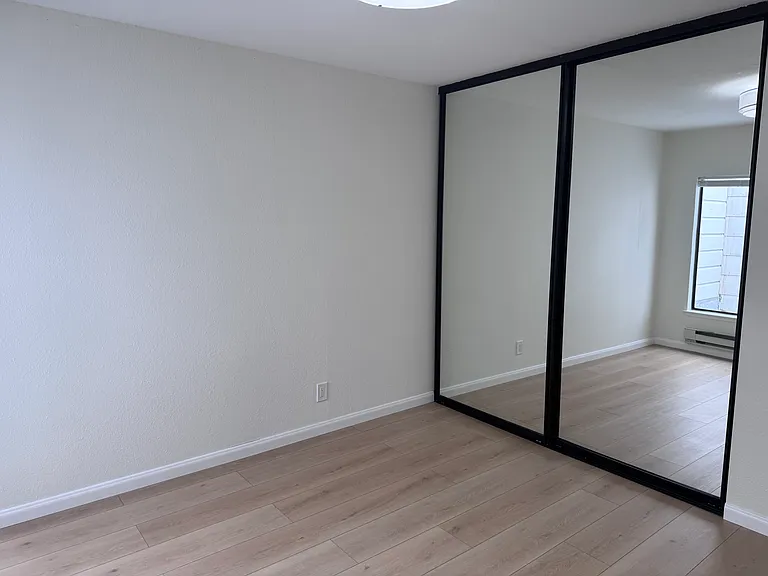 438 24th Ave #1 — Photo 6