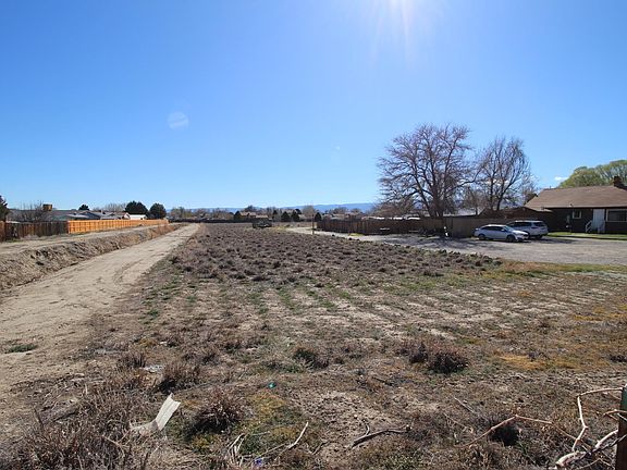 4th image of 3171 F Rd