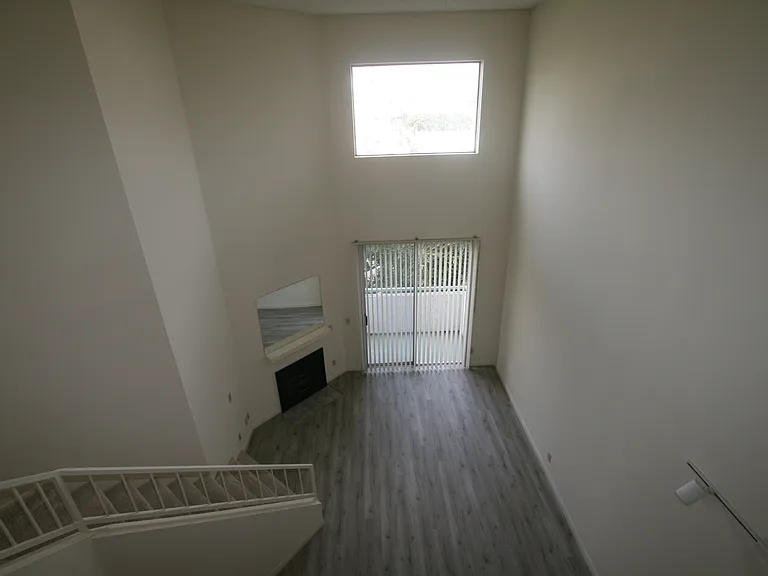 3637 Clarington Ave #213 — Photo 76