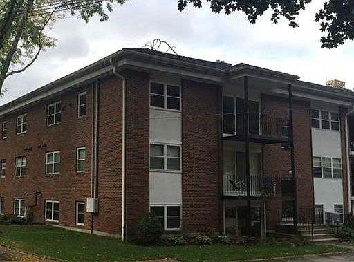 3rd image of 34 Pleasant Dr APT 35