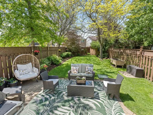 7 Preston St, Halton Hills, ON L7G 5T3