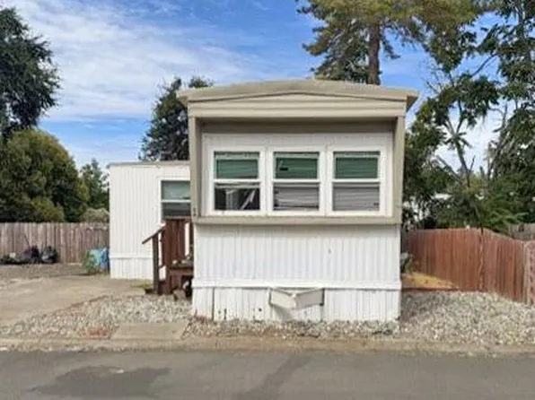 3630 Country Club Dr Space 1, Lucerne, CA 95458