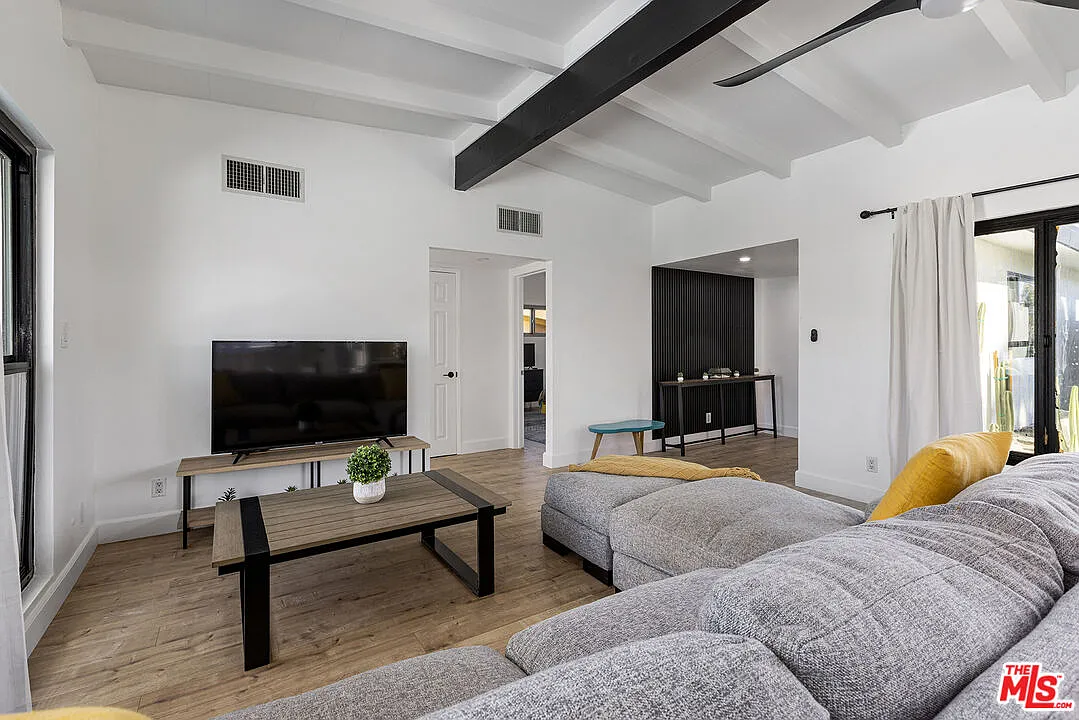 4 bed, 3.0 bath, 1680 sqft, $7,500 — Photo 4