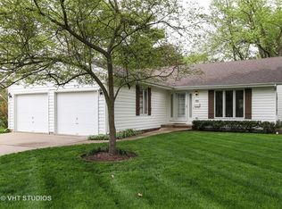 203 Gladys Ave, Fox River Grove, IL