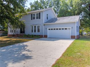 1507 Broadway Dr, Graham, NC 27253