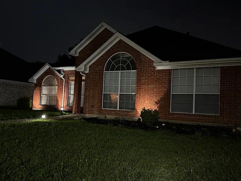 2305 Austin Dr — Photo 2