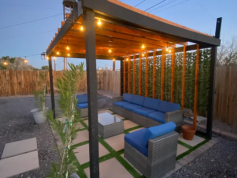 2065 E Don Carlos Ave — Photo 6