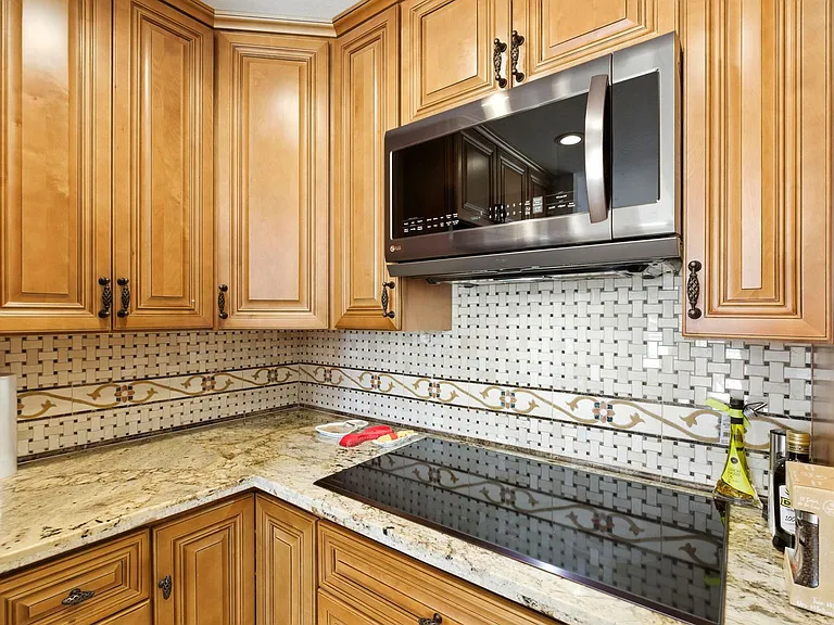 10200 Parrish View Dr — Photo 14