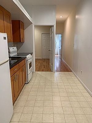 1st image of 405 E 90th St APT 2B