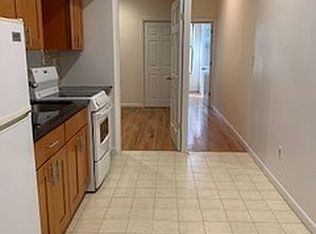 405 E 90th St APT 3B, New York, NY 10128