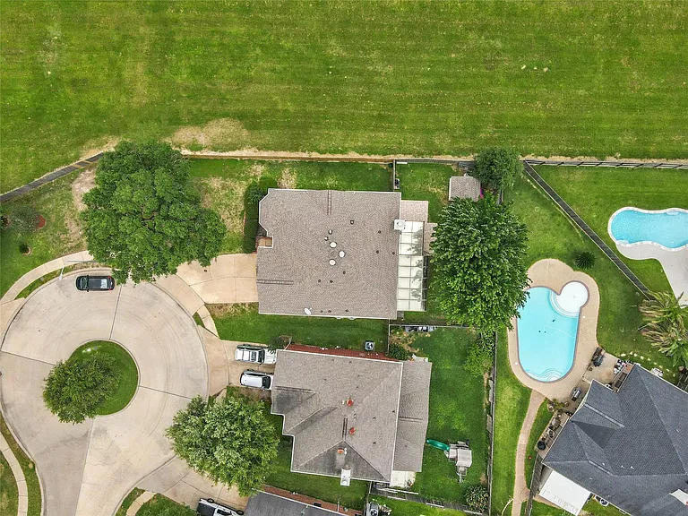 4803 Windcross Ct — Photo 34